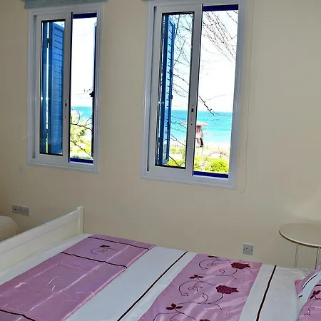 Latchi Front - Private Heated Pool - Amazing Uninterrupted Sea Views Polis