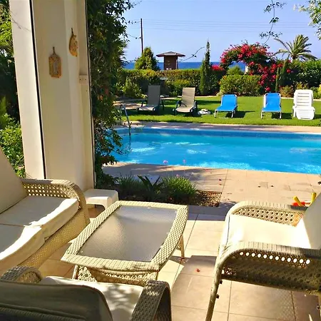 Latchi Front - Private Heated Pool - Amazing Uninterrupted Sea Views Polis
