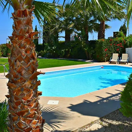 Latchi Front - Private Heated Pool - Amazing Uninterrupted Sea Views Willa