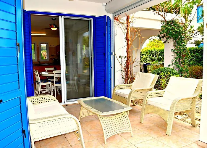 Latchi Front - Private Heated Pool - Amazing Uninterrupted Sea Views ヴィラ